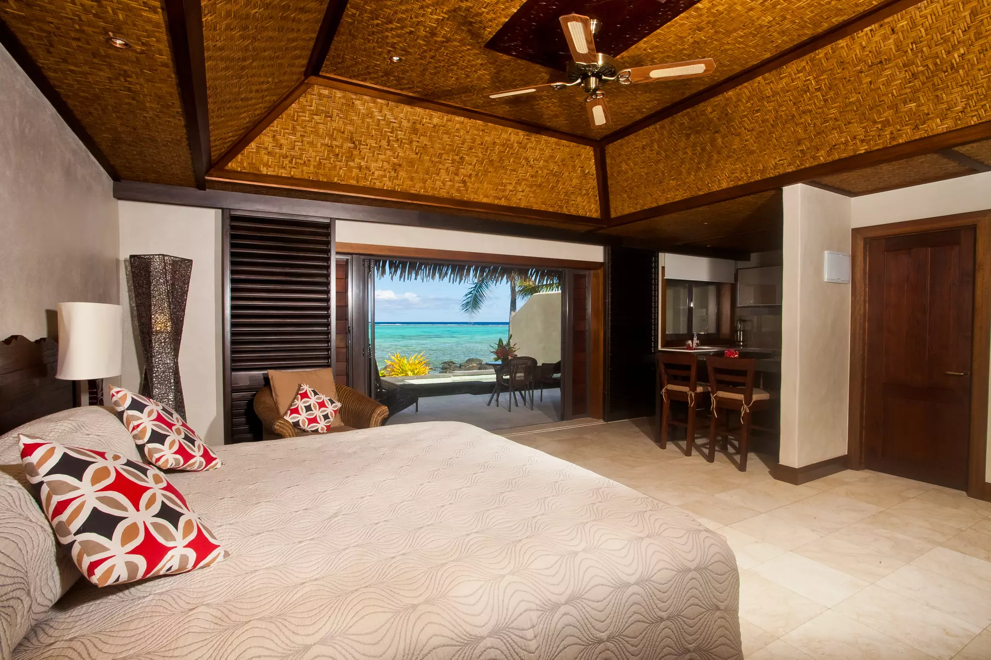 Te Manava Villa Suite Bedroom Daytime